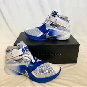Nike Air LEBRON Soldier 9 PRM Kentucky Size 10.5